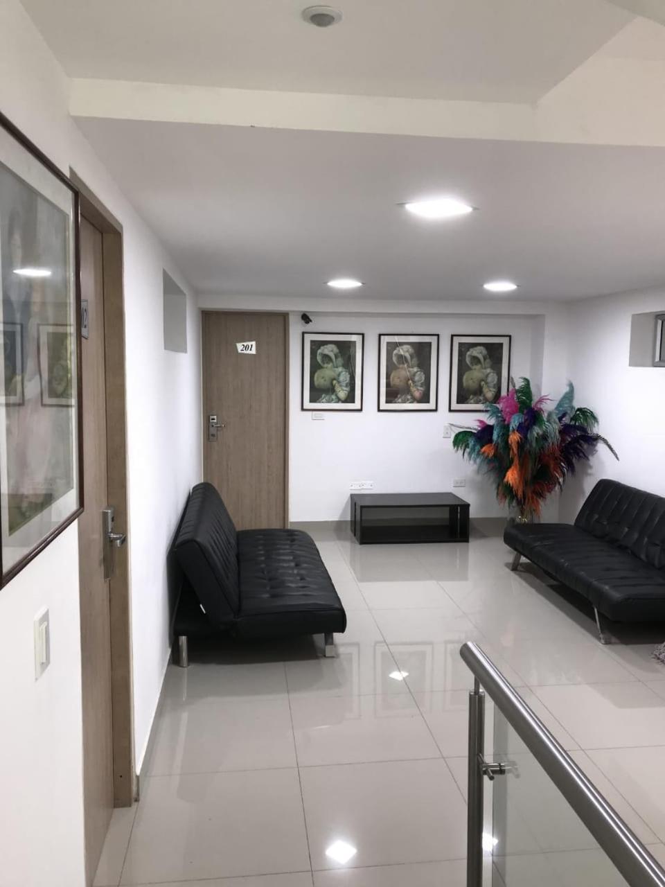 Apartaestudios Laureles Medellín Exterior foto